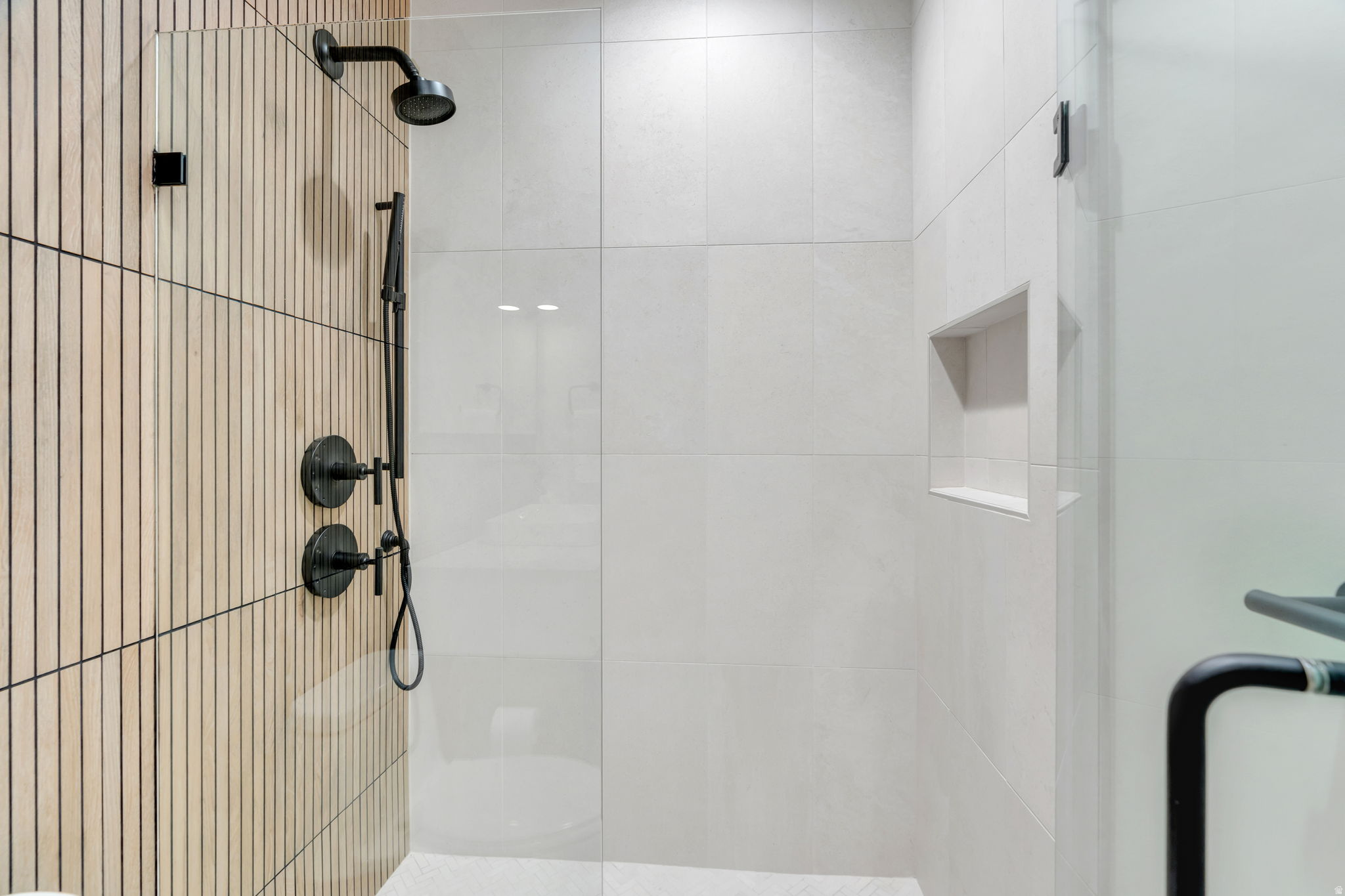 MALLARD BAY - Residential