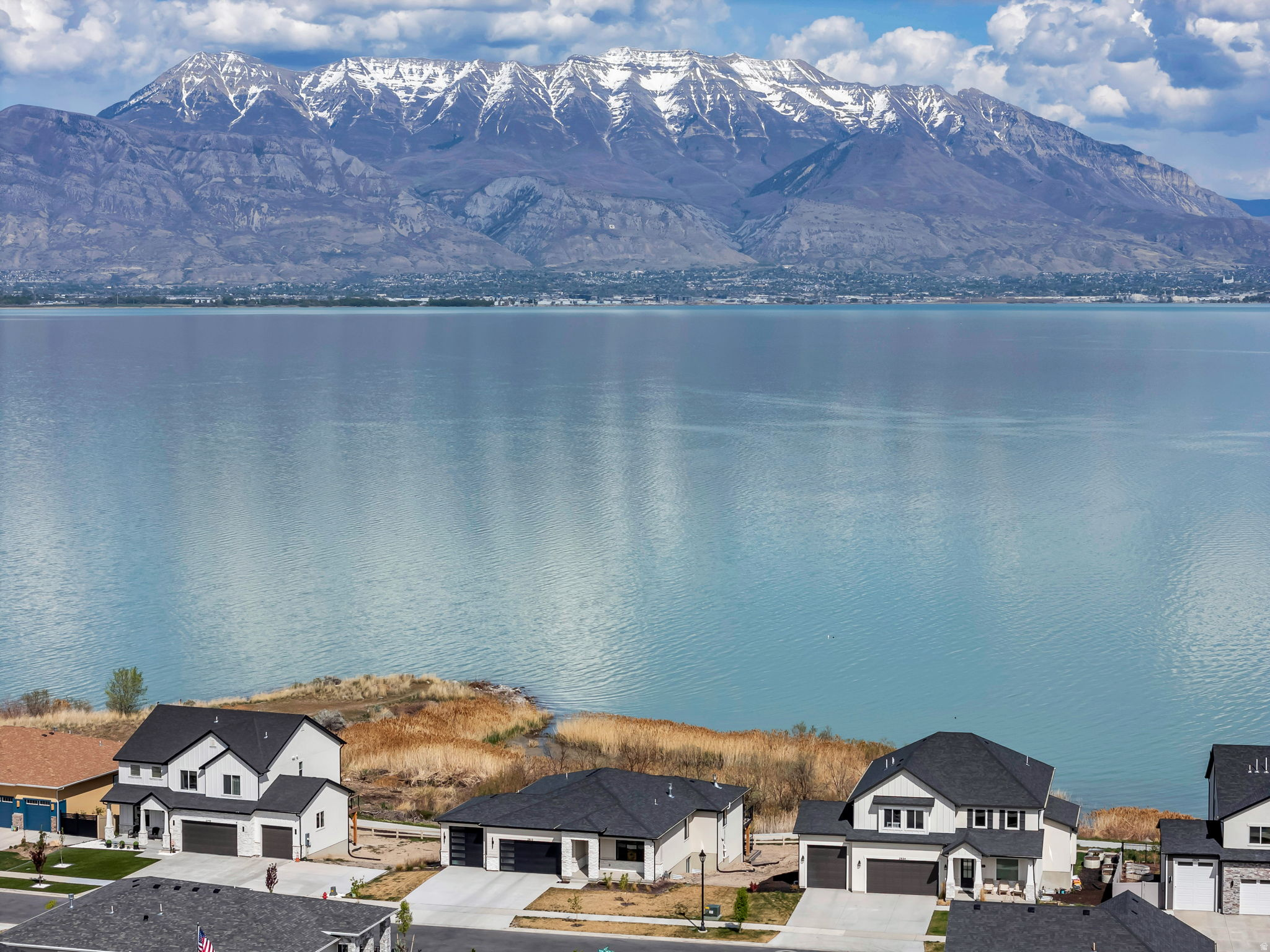 MALLARD BAY - Residential