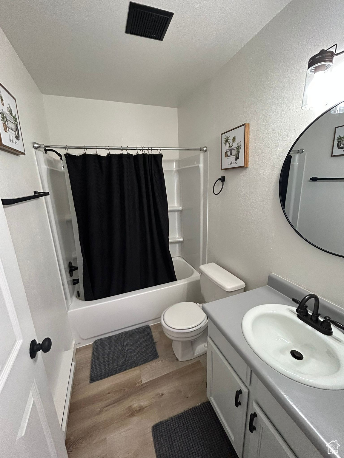 PHEASANT GLEN - Residential