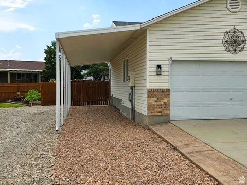 Tiny photo for 5480 W SUN RIDGE CT, Kearns, UT 84118 (MLS # 2099681)