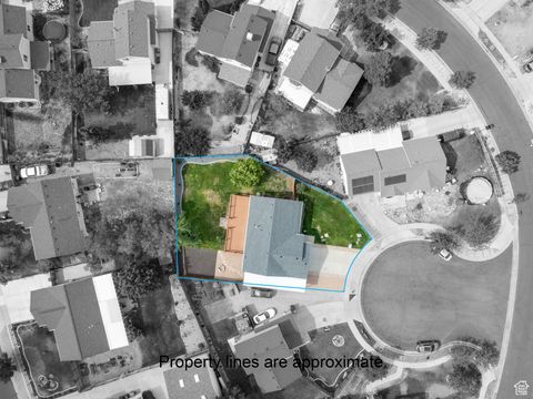 Tiny photo for 5480 W SUN RIDGE CT, Kearns, UT 84118 (MLS # 2099681)