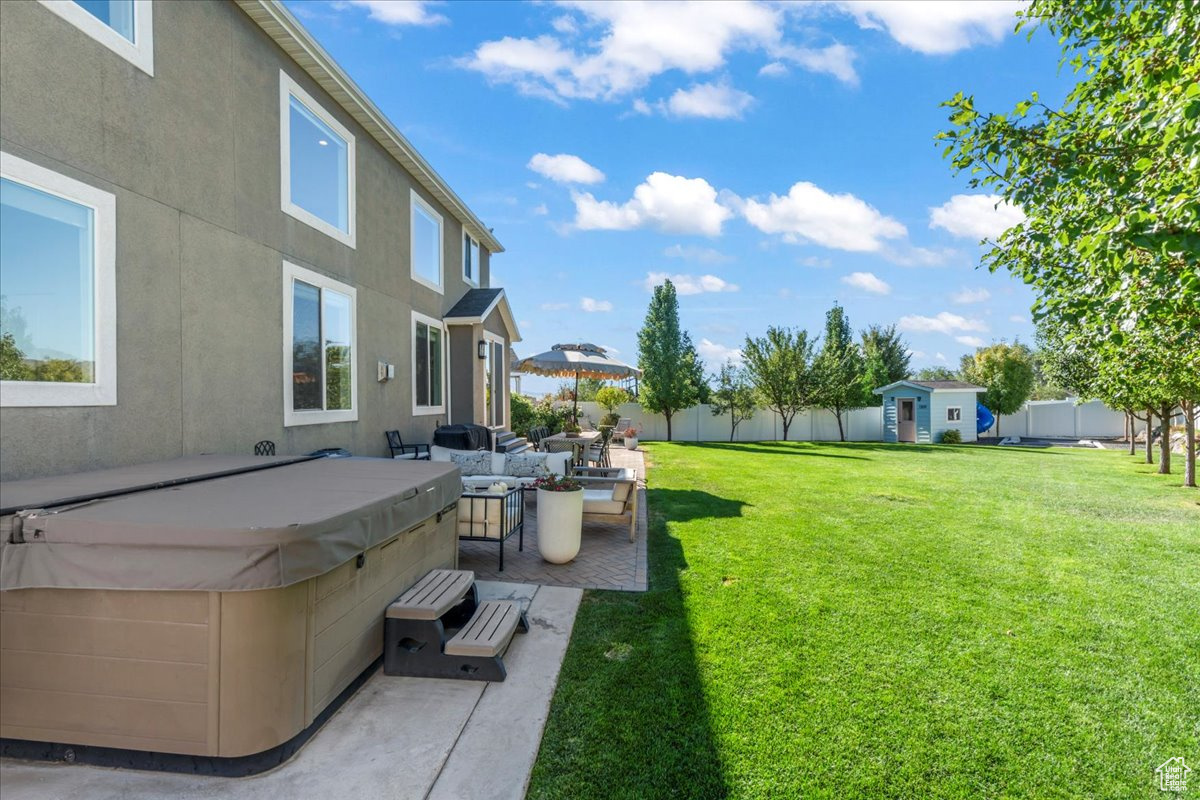 HIGH POINTE - Residential