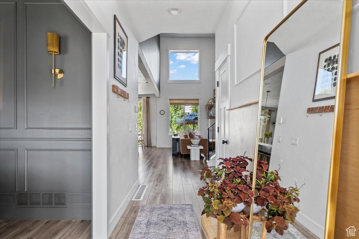 HIGH POINTE - Residential