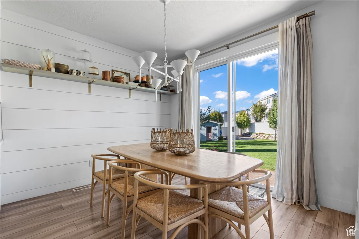 HIGH POINTE - Residential