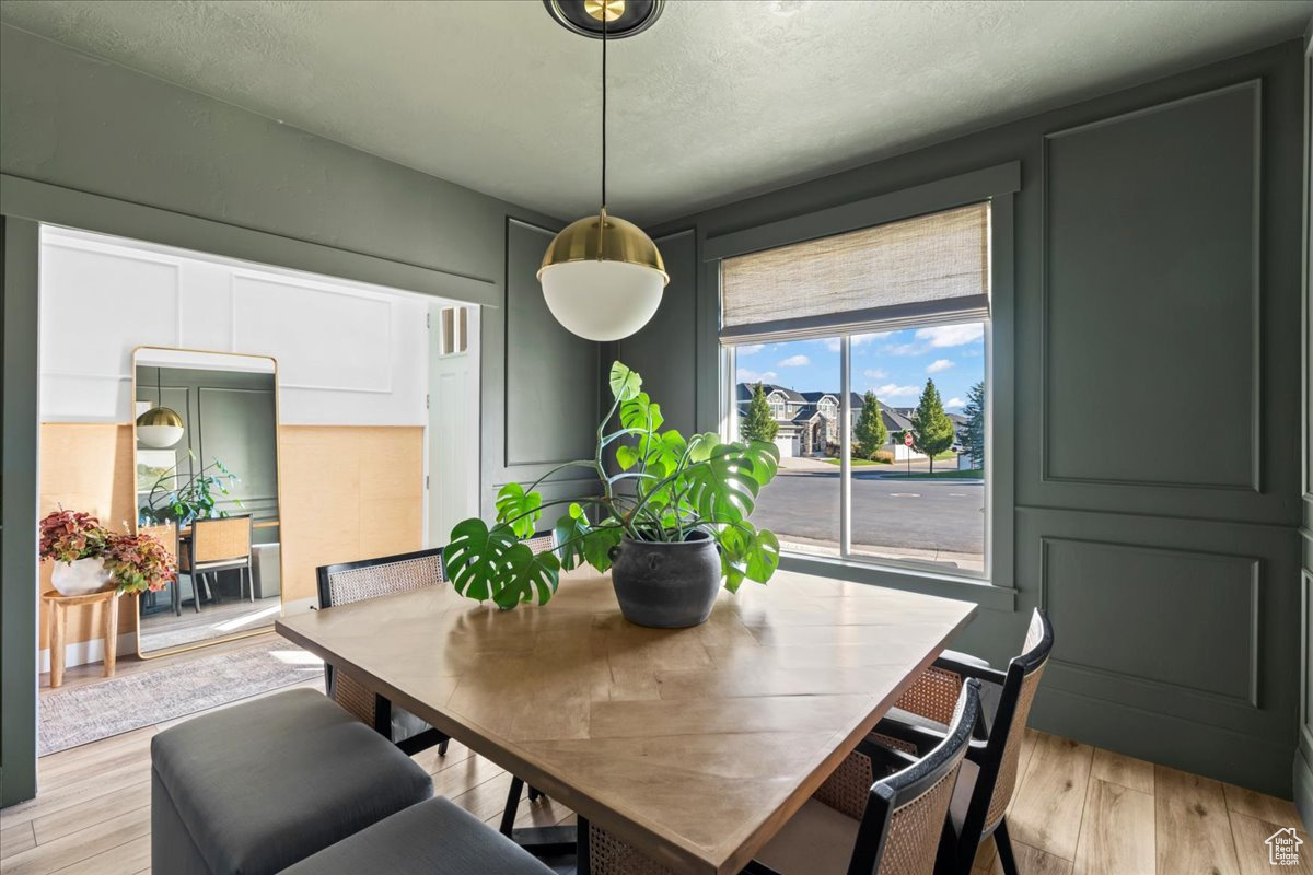HIGH POINTE - Residential