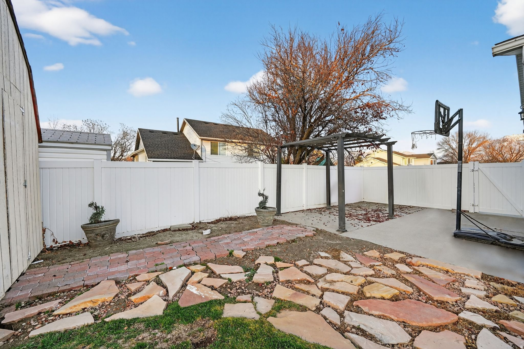 SHILOH - Residential