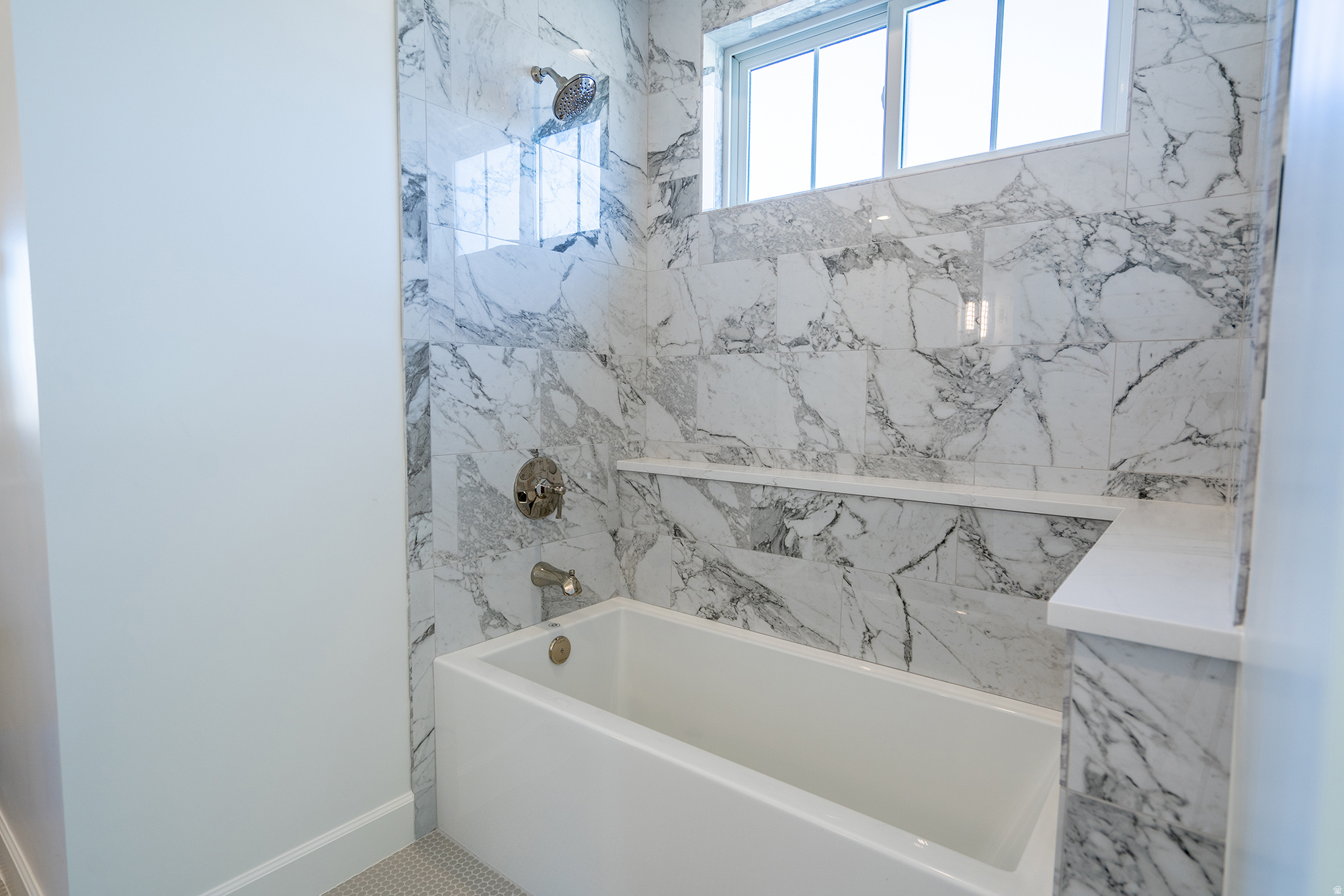 TEAKWOOD - Residential