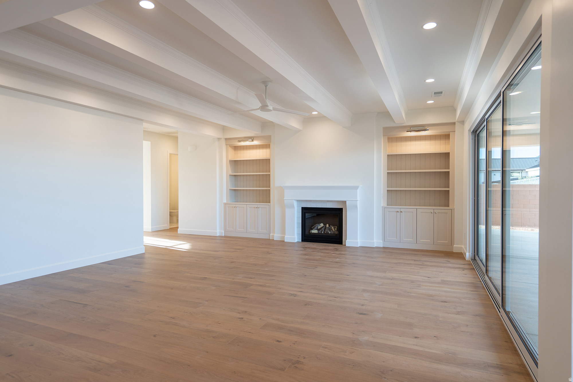 TEAKWOOD - Residential