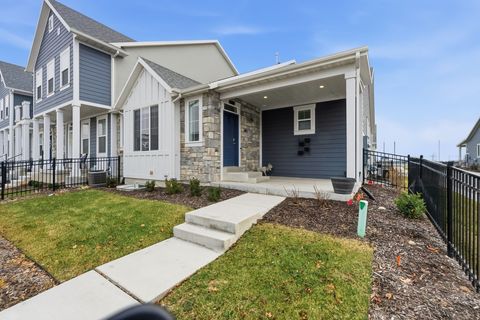 Photo of 1974 W 775 N, Layton, UT 84041 (MLS # 2133236)