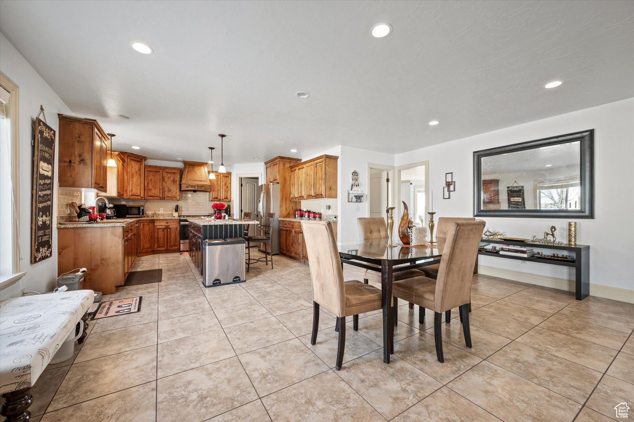 624 W Aspen Hills Blvd, Saratoga Springs, Utah image 9