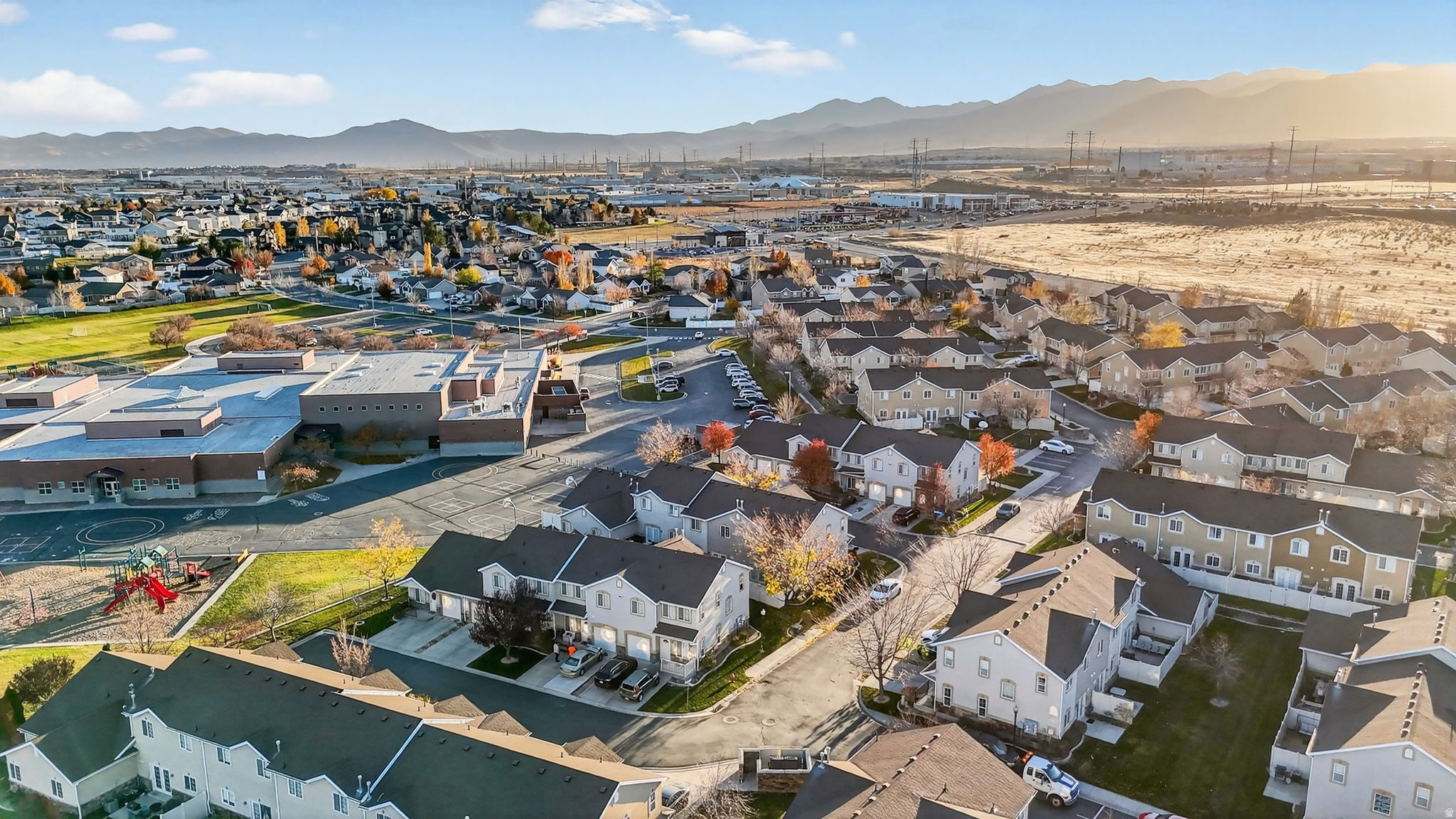 COPPER HILLS CONDOMINIUMS - Residential