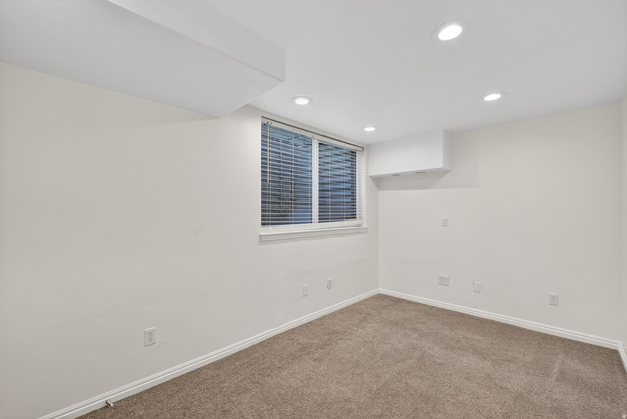 COPPER HILLS CONDOMINIUMS - Residential