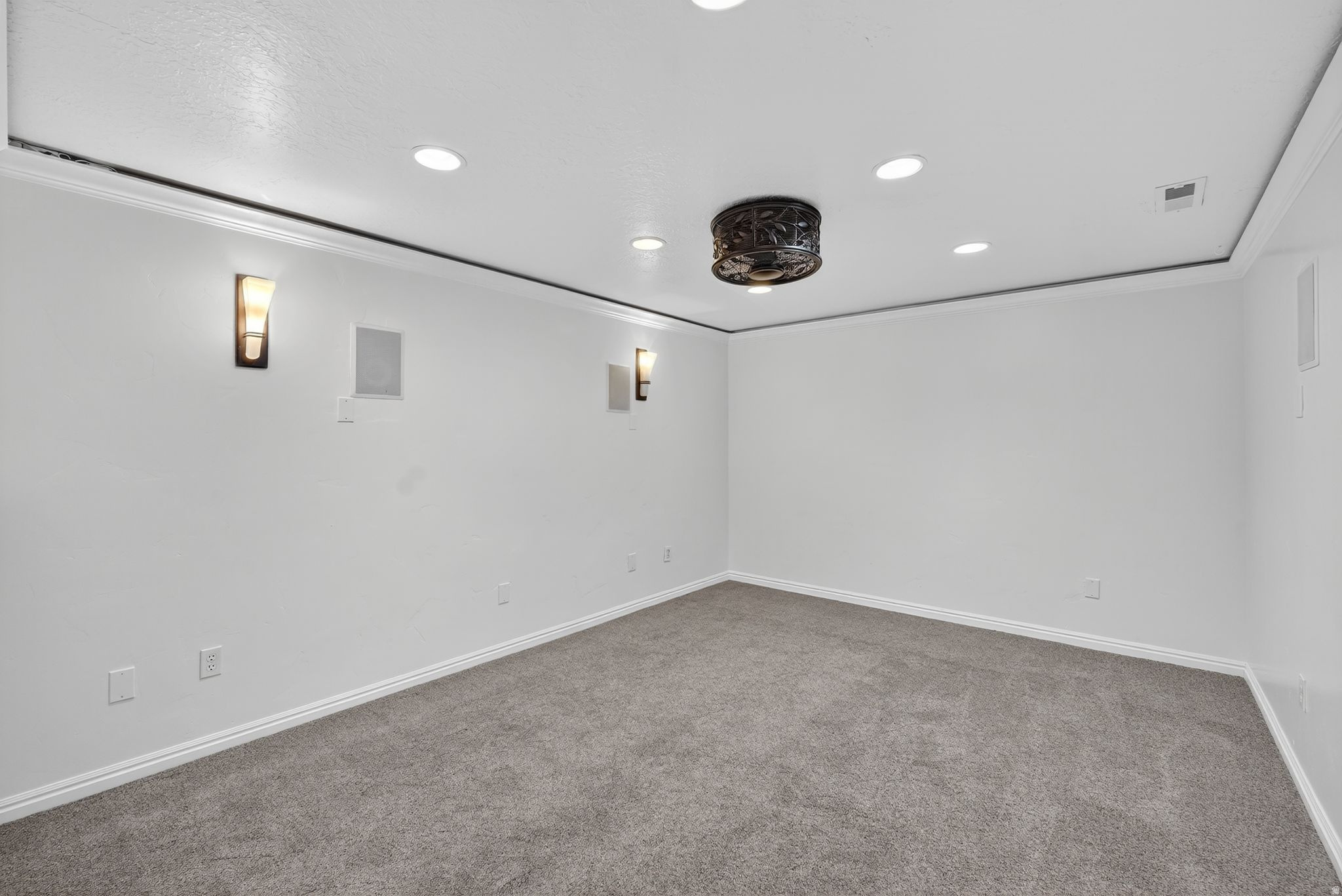 COPPER HILLS CONDOMINIUMS - Residential