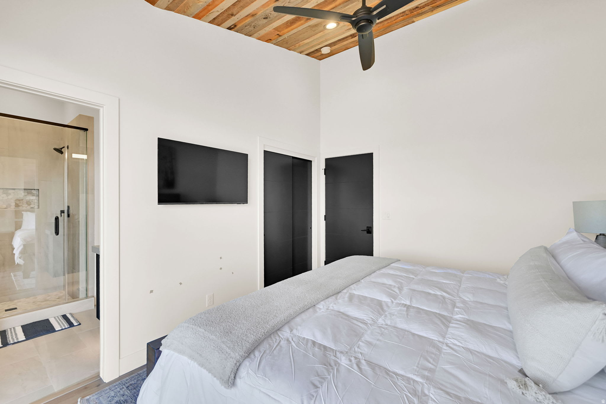 THE BRIDGES CABINS - Residential