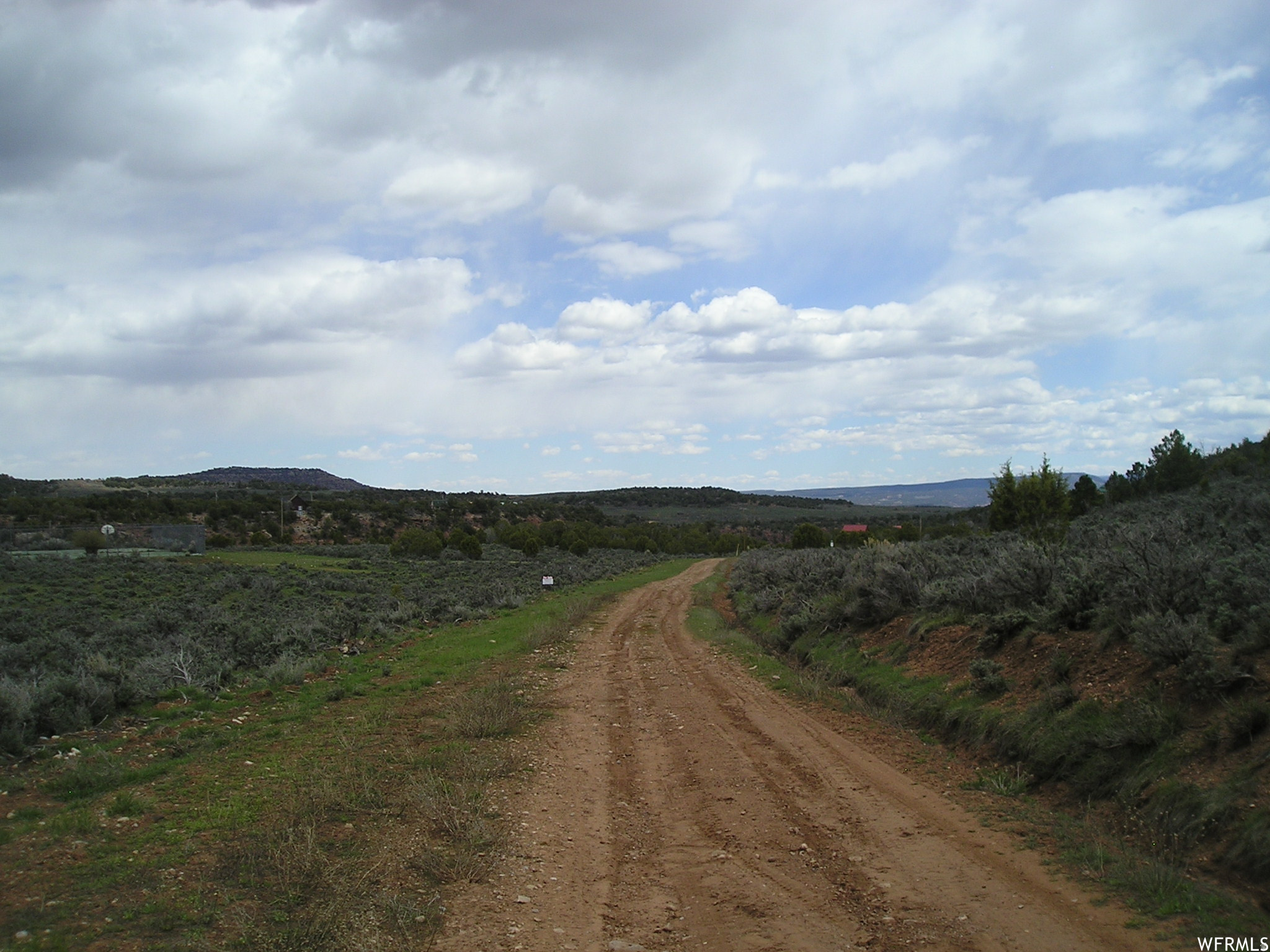BANDANNA RANCH - Land