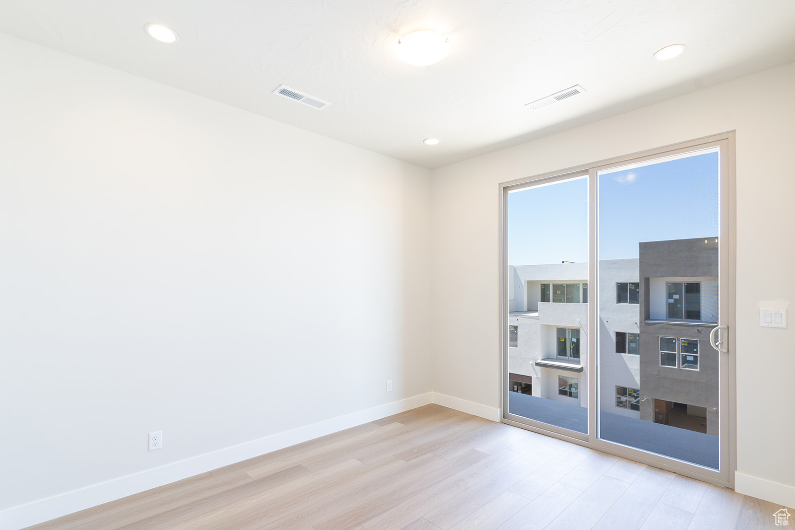 ATKINVILLE TOWNHOMES AT DESERT COLOR - Residential