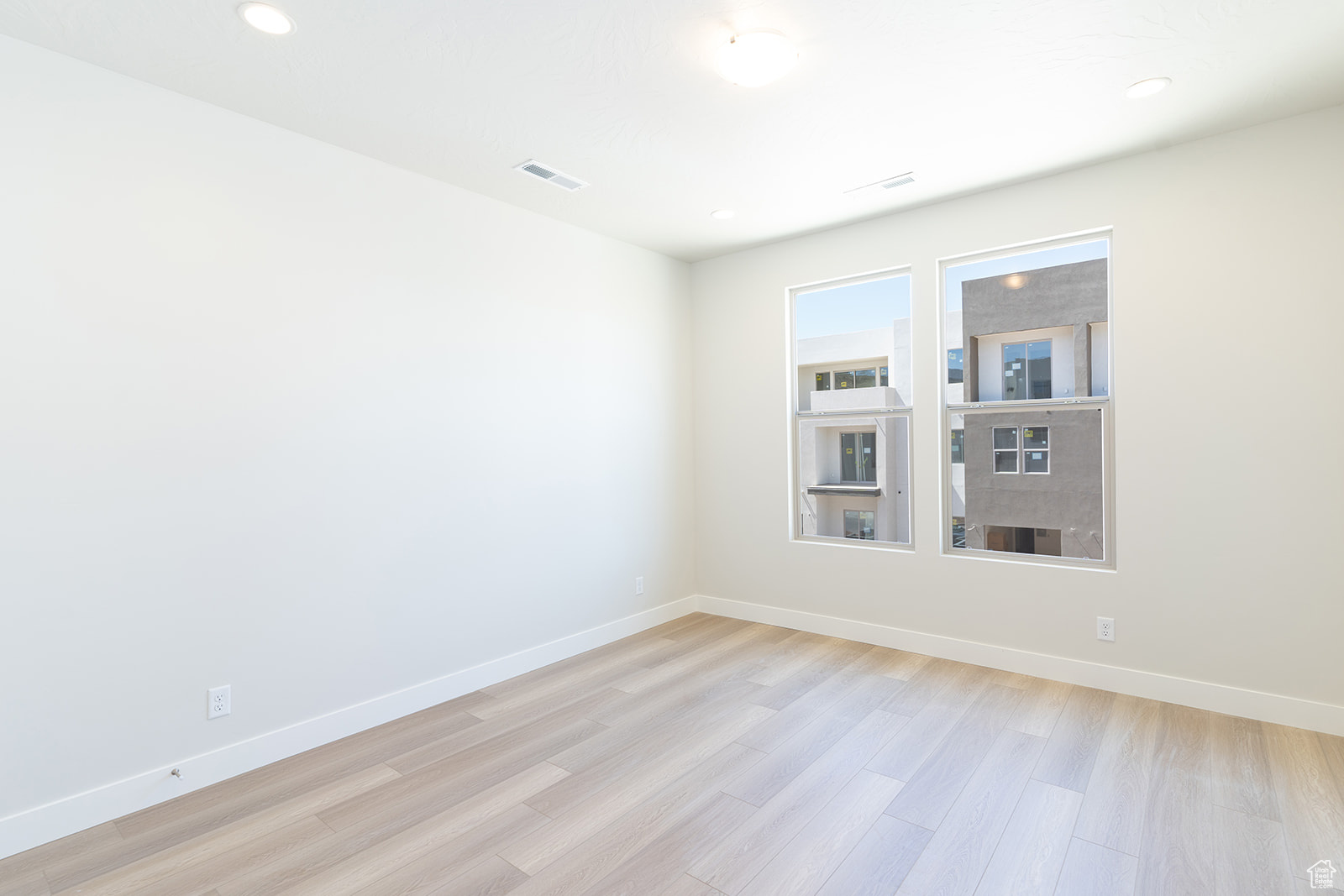 ATKINVILLE TOWNHOMES AT DESERT COLOR - Residential