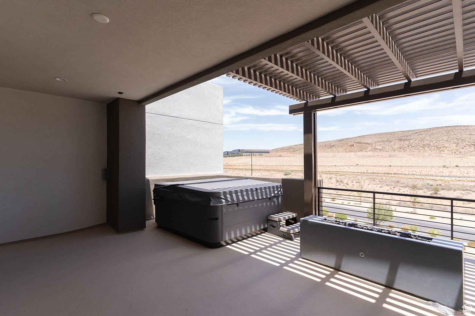 ATKINVILLE TOWNHOMES AT DESERT COLOR - Residential