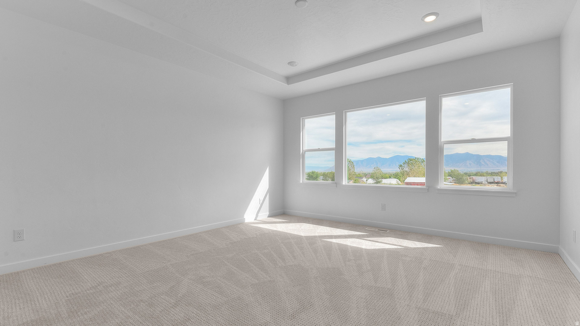 CHERRY WOOD - Residential