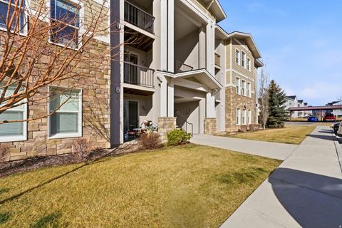 Tiny photo for 1051 S 500 E #E203, Heber City, UT 84032 (MLS # 2139811)