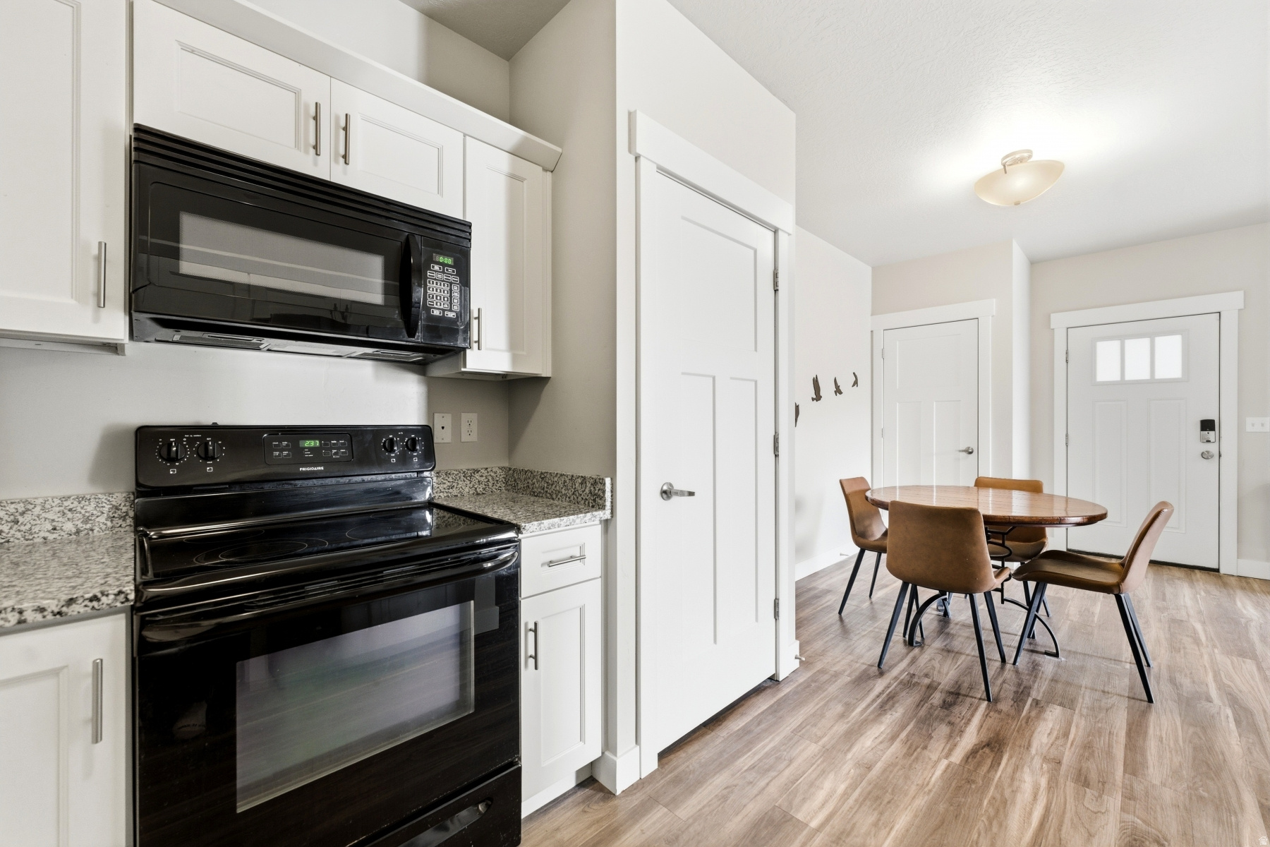 RANCH LANDING - Residential