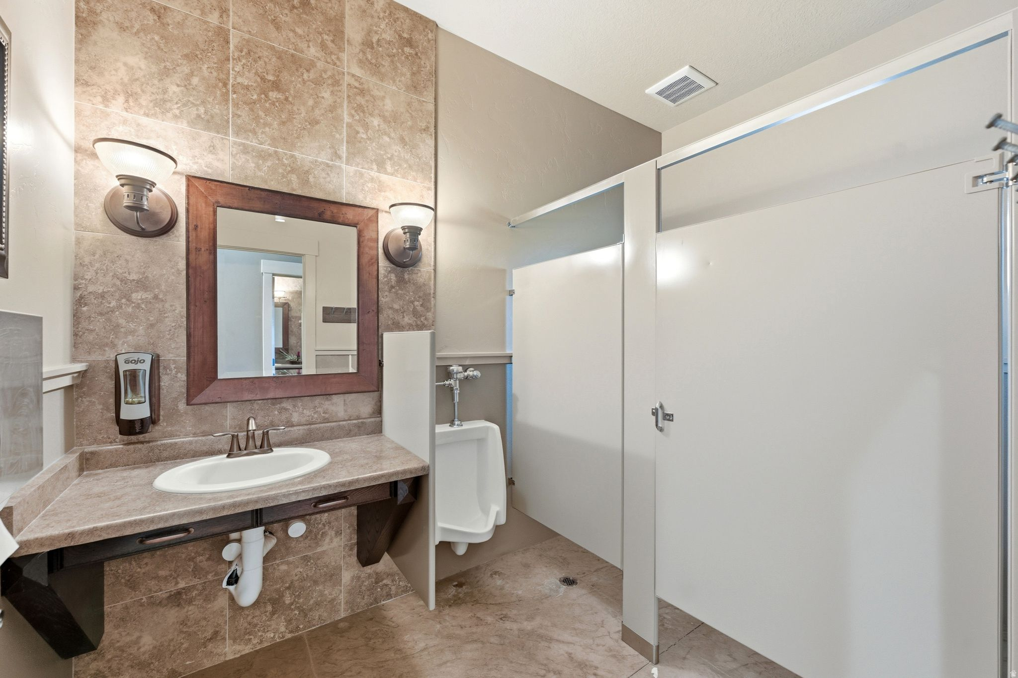 RANCH LANDING - Residential