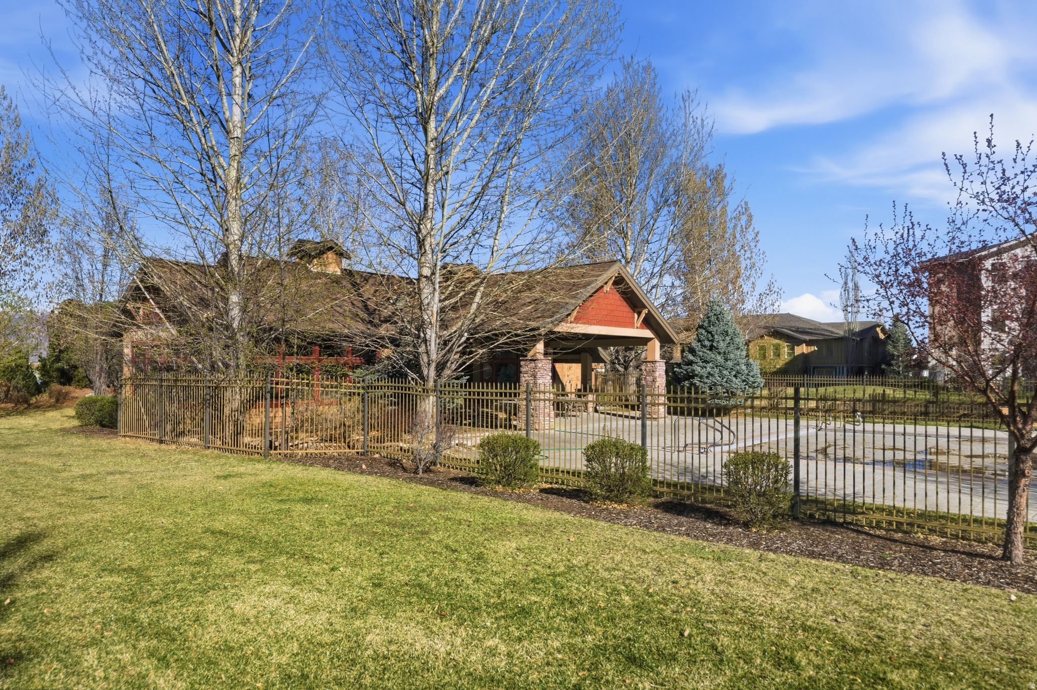 RANCH LANDING - Residential