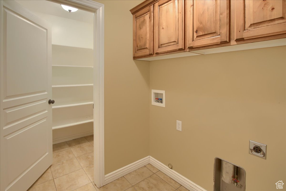 North Ogden, Utah 84404, United States, 3 Bedrooms Bedrooms, ,2 BathroomsBathrooms,Residential,Active,106088