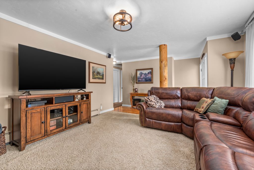 Photo of 835 E CANYON BREEZE LN, Draper, UT 84020 (MLS # 2144939)