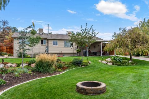Tiny photo for 835 E CANYON BREEZE LN, Draper, UT 84020 (MLS # 2144939)