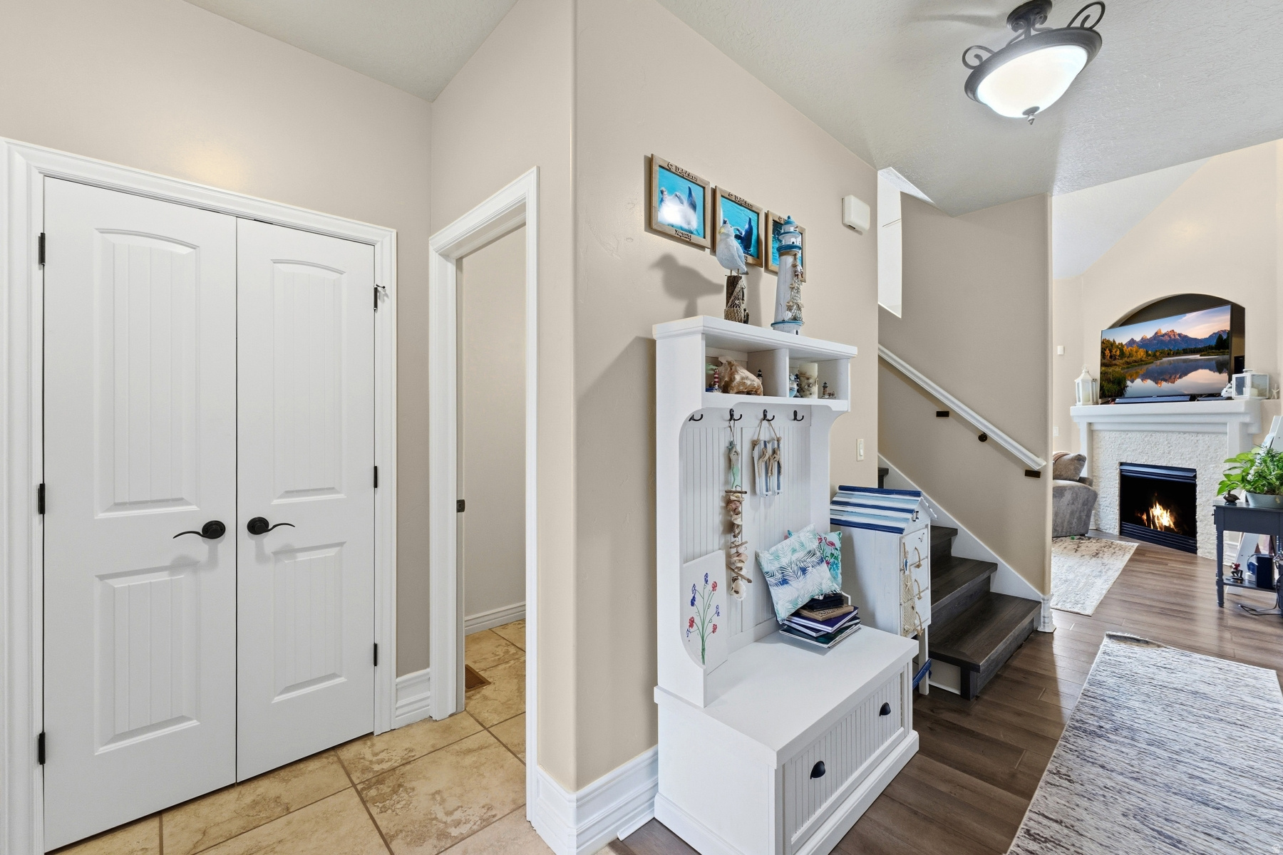 TRAVERSE CHATEAUX PH - Residential