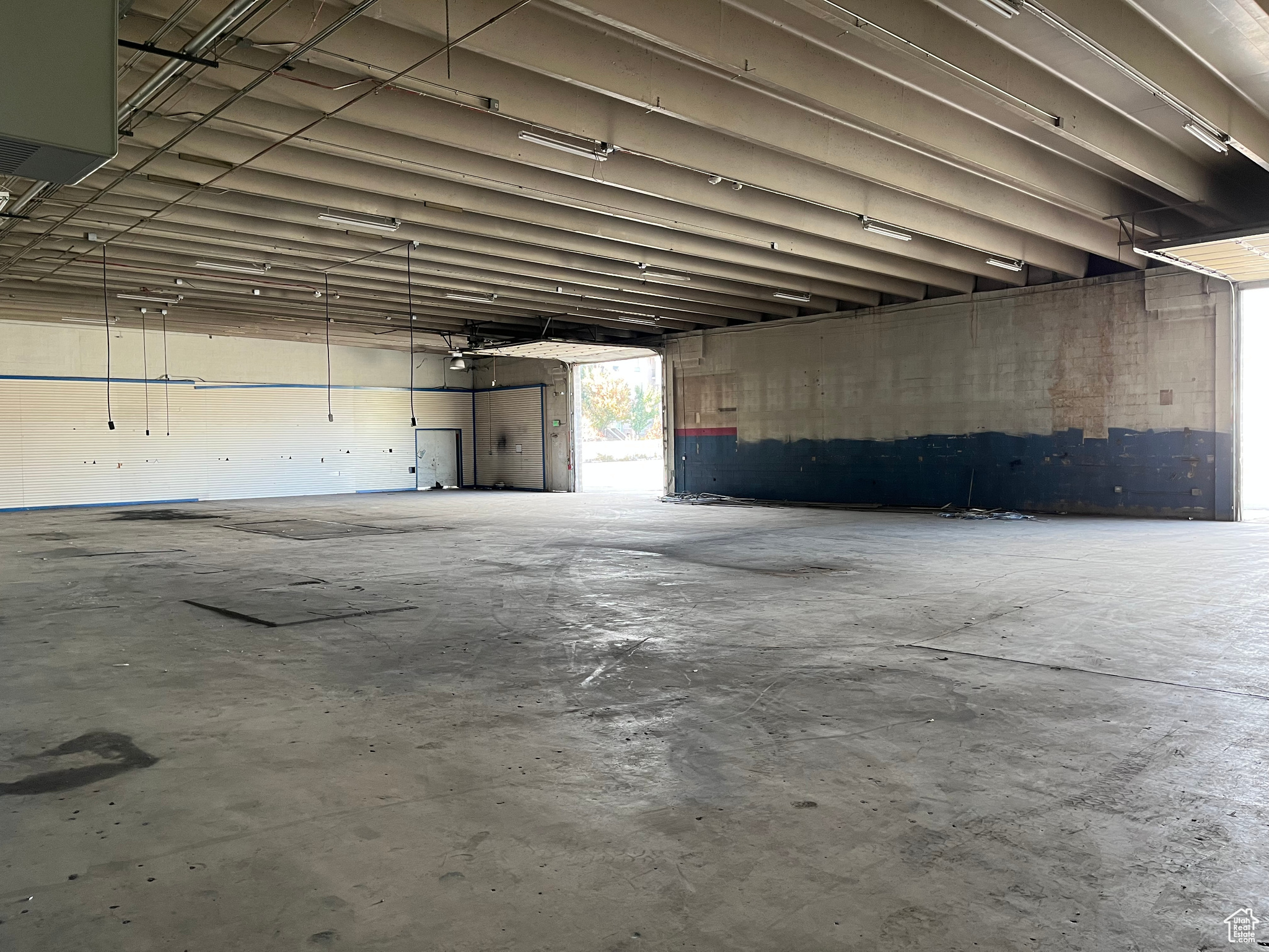 TEN ACRE PLAT A - Commercial Lease