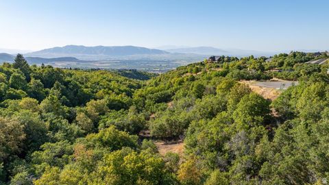 Tiny photo for 190 W AUTUMN LEAF CIR #2, Woodland Hills, UT 84653 (MLS # 2093560)