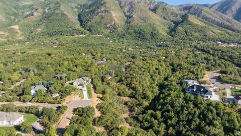 Tiny photo for 190 W AUTUMN LEAF CIR #2, Woodland Hills, UT 84653 (MLS # 2093560)