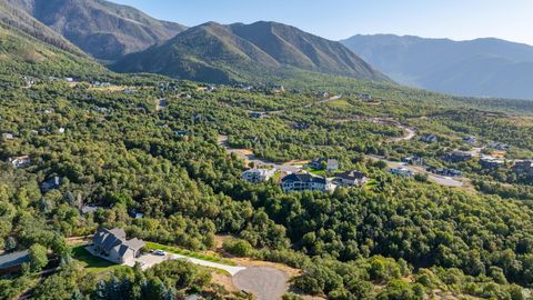 Tiny photo for 190 W AUTUMN LEAF CIR #2, Woodland Hills, UT 84653 (MLS # 2093560)