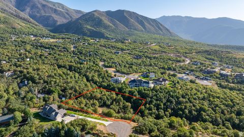 Tiny photo for 190 W AUTUMN LEAF CIR #2, Woodland Hills, UT 84653 (MLS # 2093560)