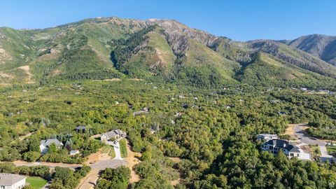 Tiny photo for 190 W AUTUMN LEAF CIR #2, Woodland Hills, UT 84653 (MLS # 2093560)