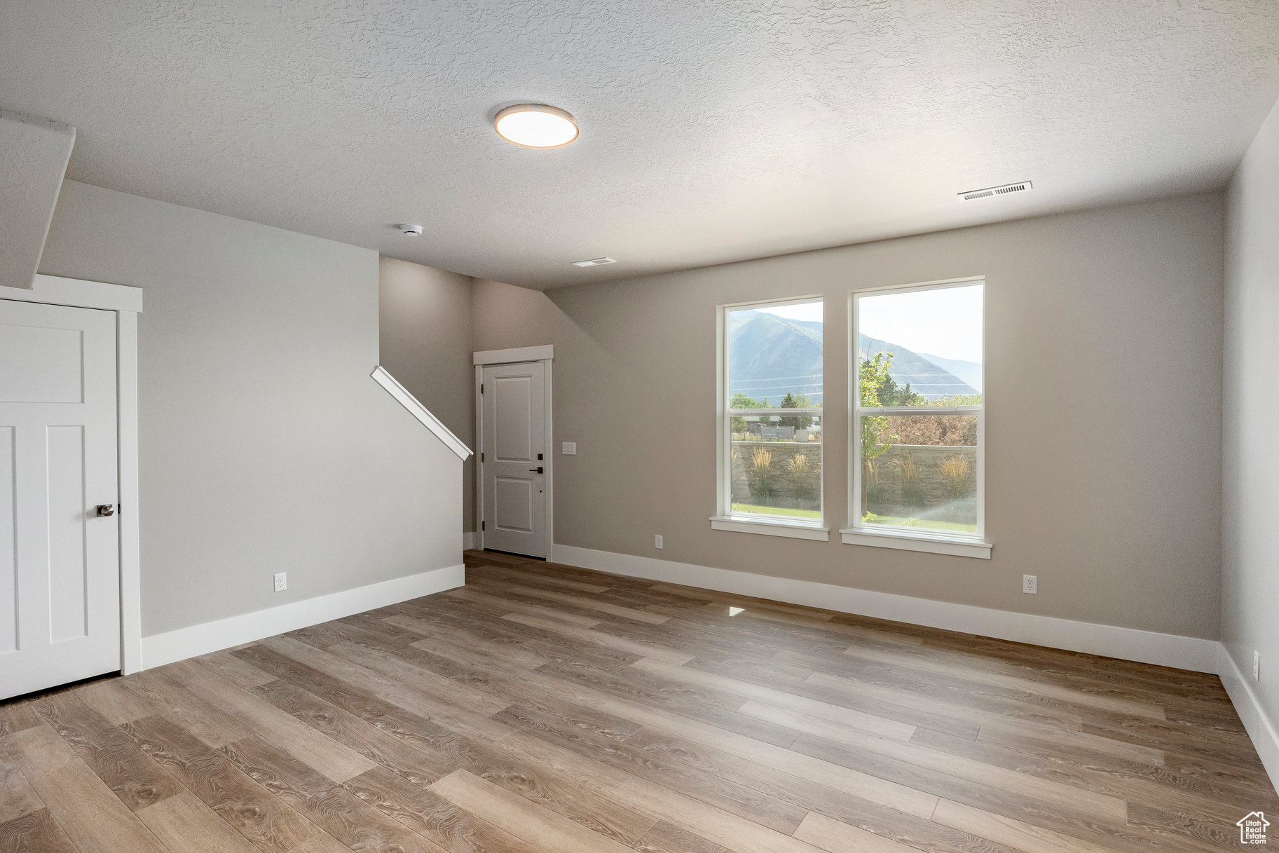 RIDGE - Residential