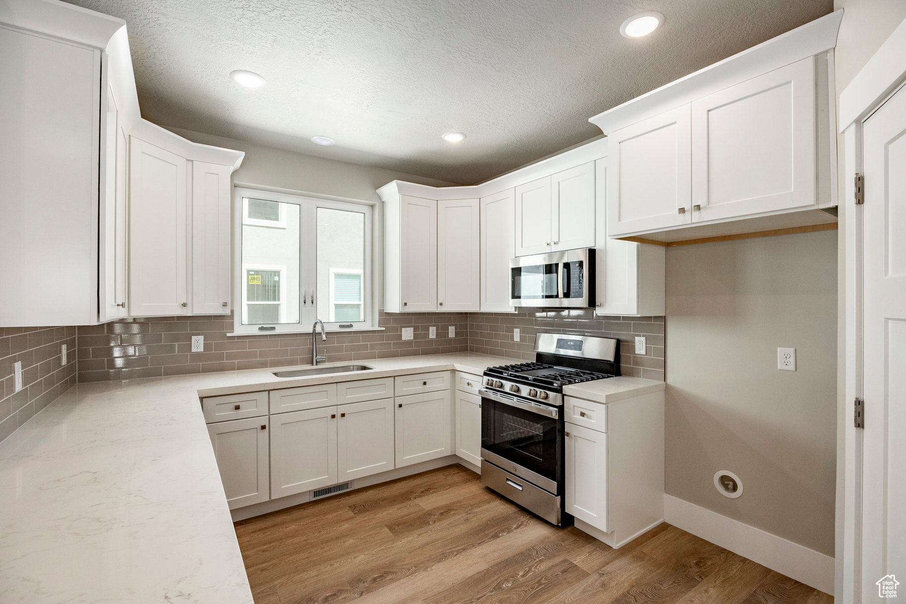 RIDGE - Residential