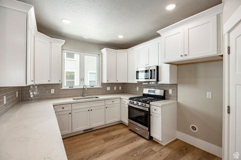 Tiny photo for 2746 E 1060 S, Spanish Fork, UT 84660 (MLS # 2114414)