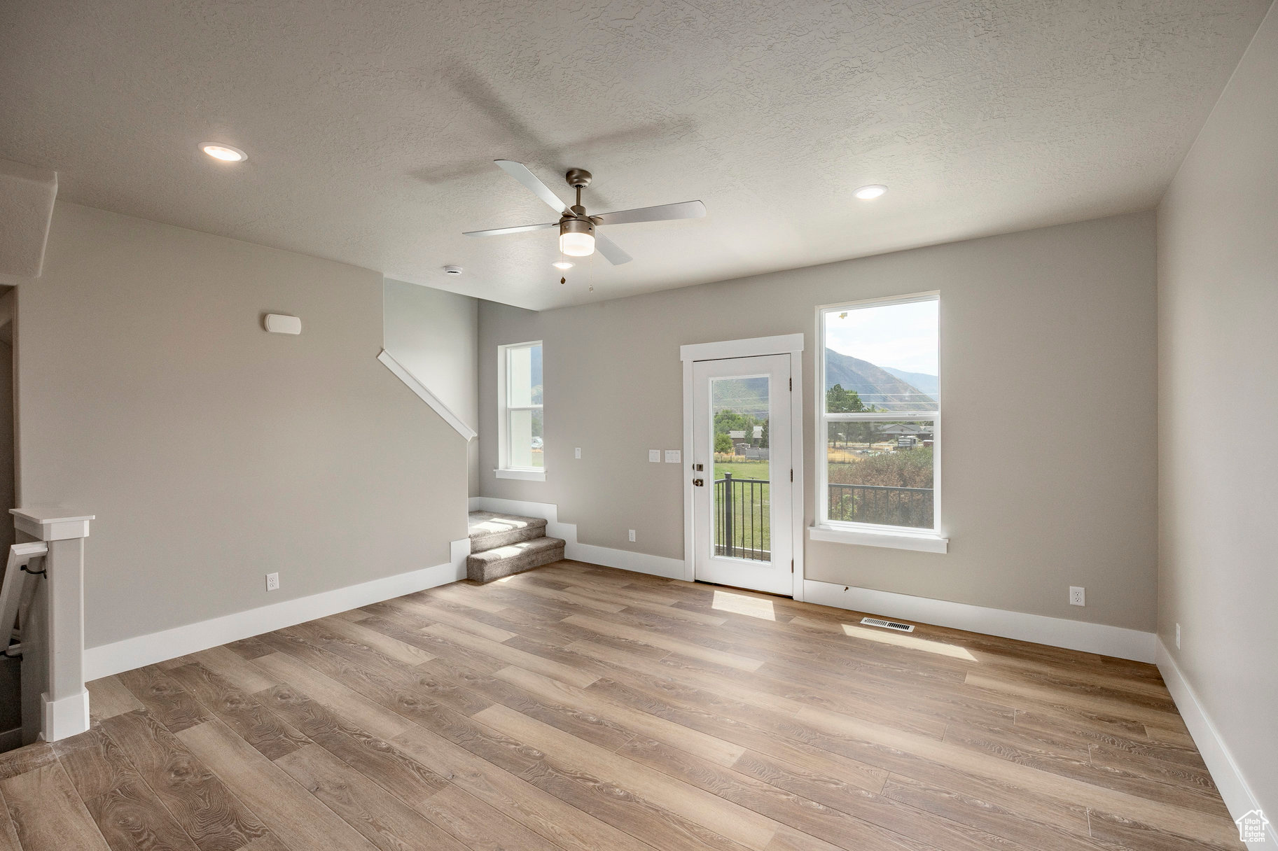 RIDGE - Residential