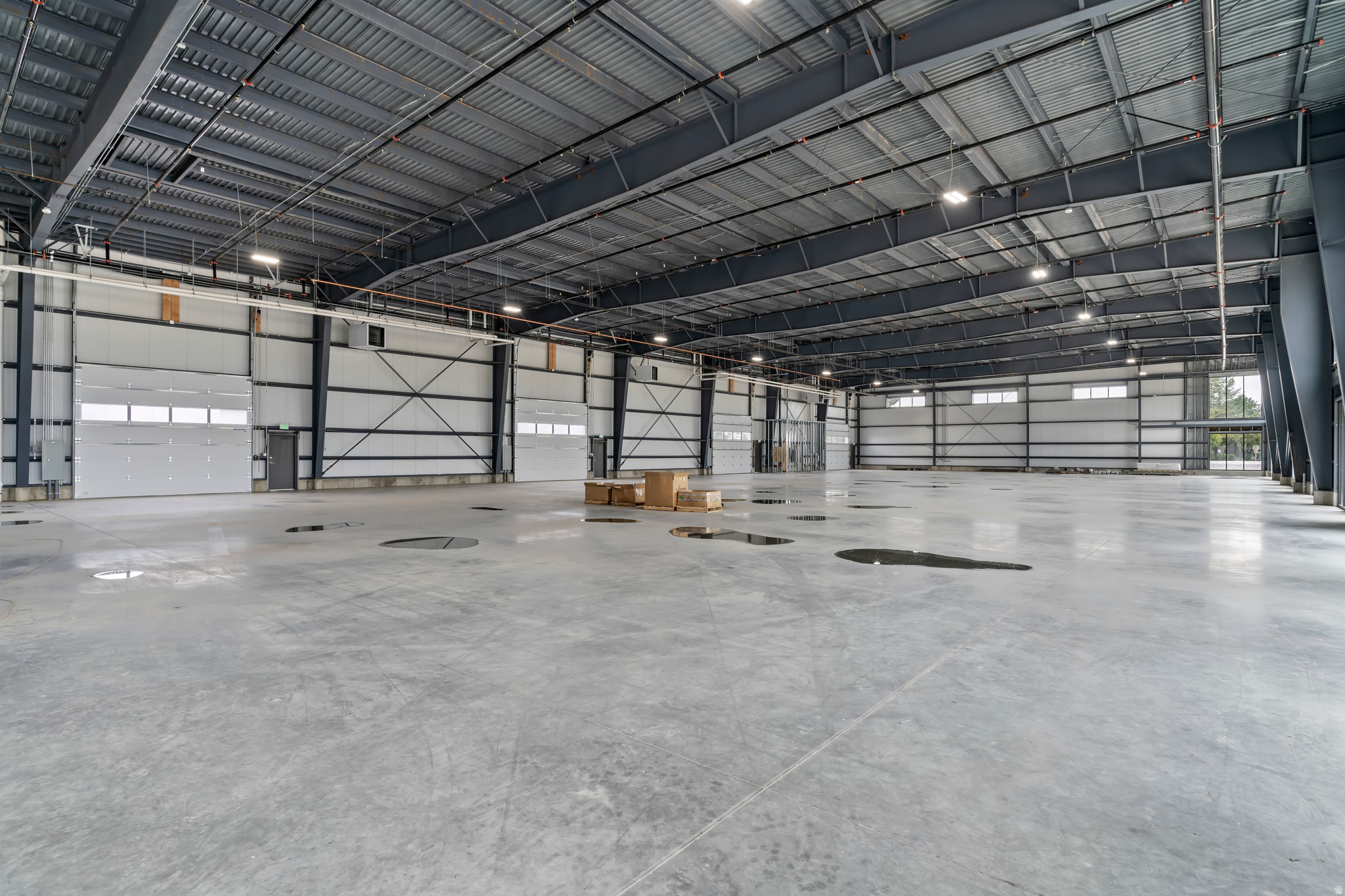 FARR WEST BUSINESS PARK - Commercial Lease