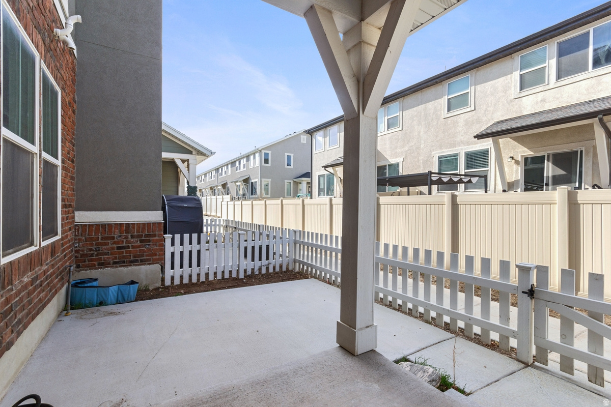 WESTGATE - Residential