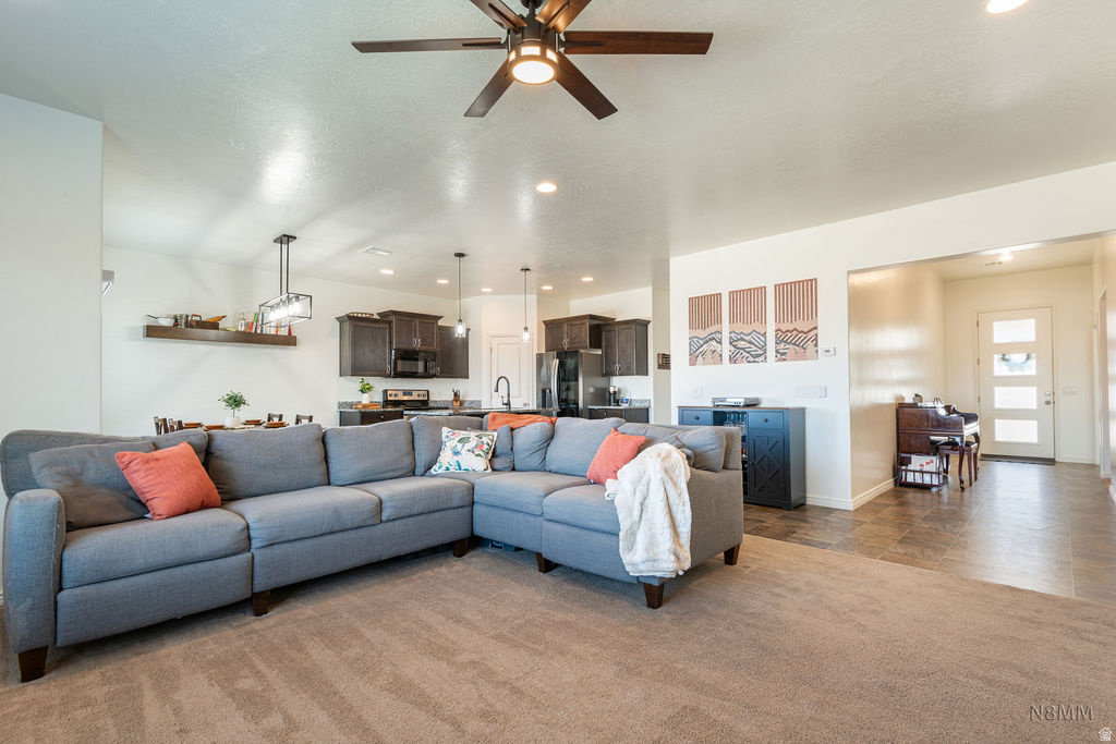 DESERT CROSSING PH 1 - Residential