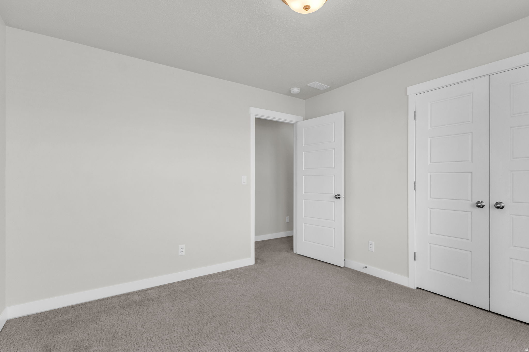 DAYBREAK SOUTH MIXED - Residential