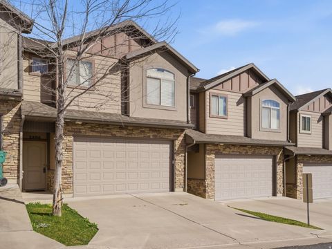Photo of 2896 N 1175 W, Layton, UT 84041 (MLS # 2144567)