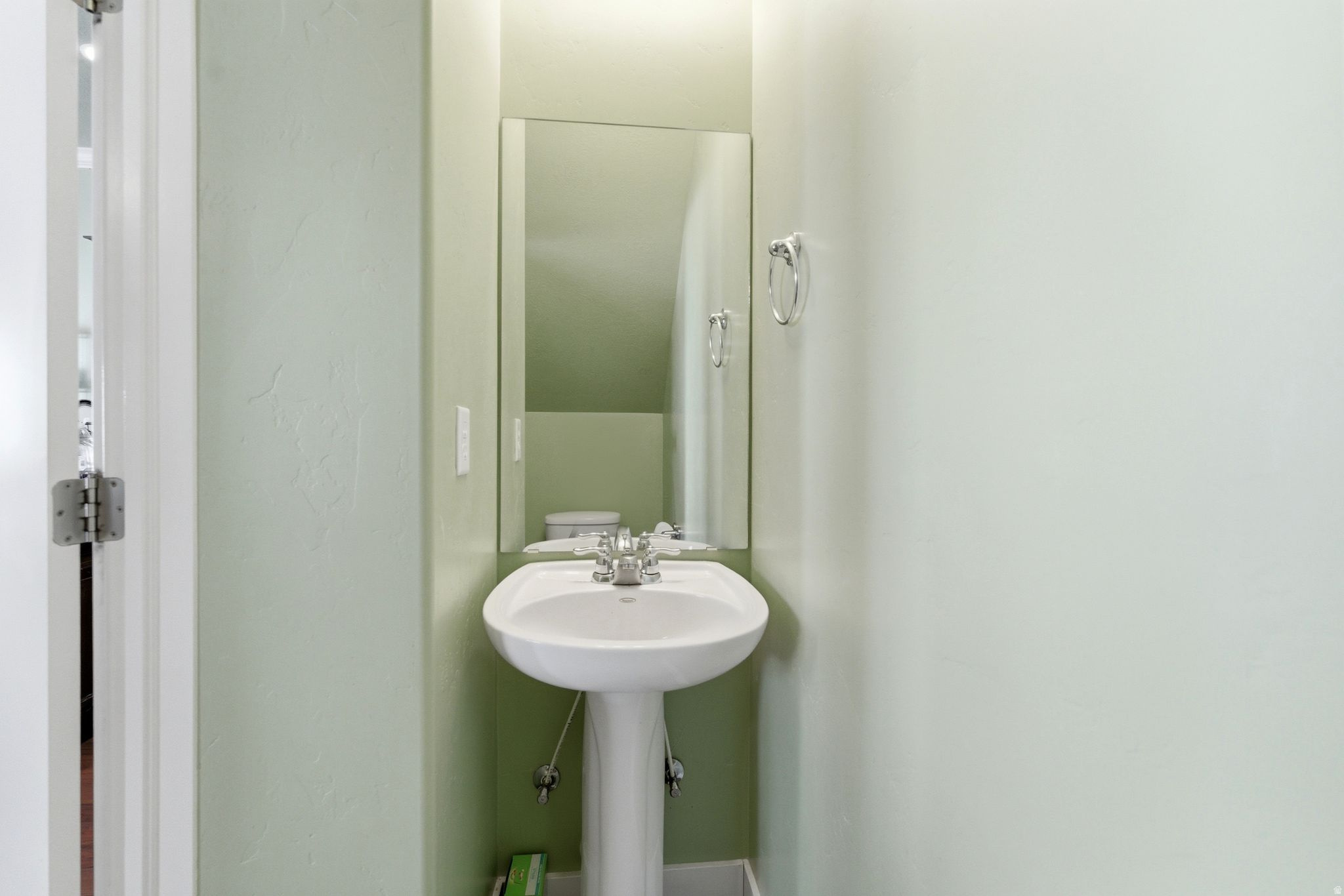 PARKWAY VILLAGE - Residential