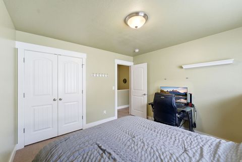 Tiny photo for 2896 N 1175 W, Layton, UT 84041 (MLS # 2144567)