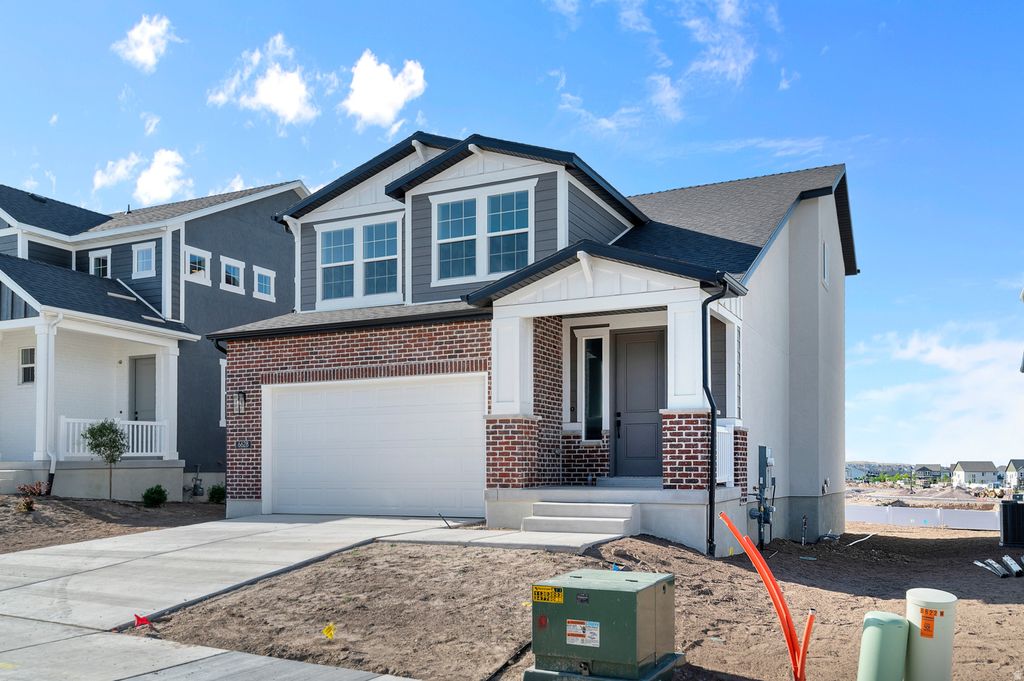 Photo of 6628 W SPRING SNOW LN, Herriman, UT 84096 (MLS # 2125275)
