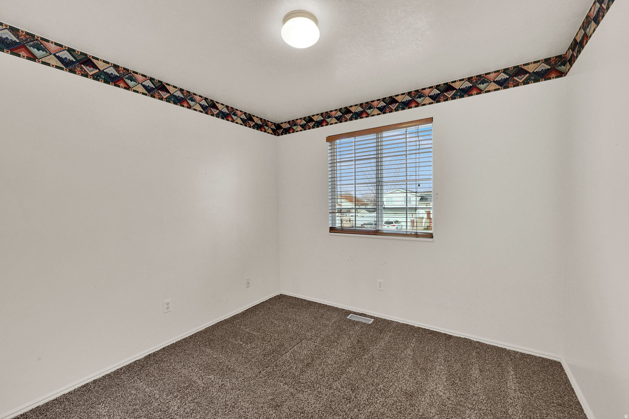 CLOVER FIELD - Residential